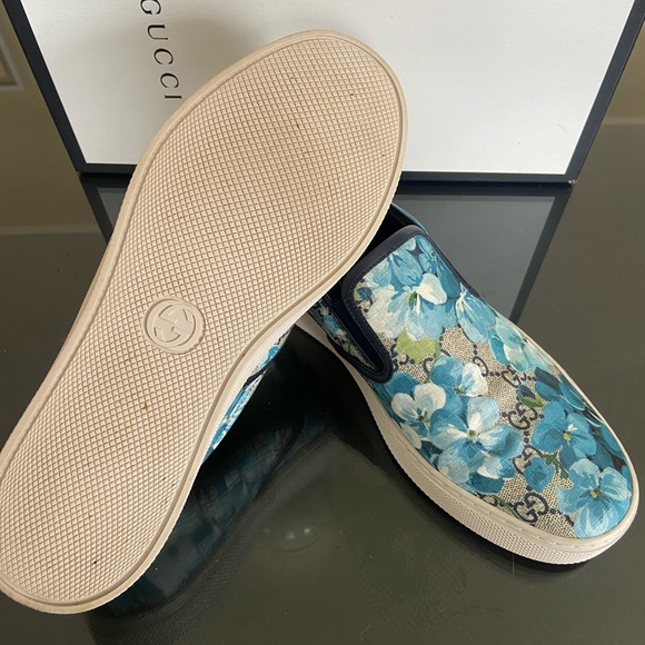 Gucci Bloom Slip-on Shoes - Picture 6 of 6